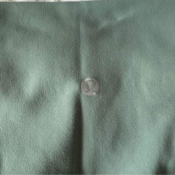 Lululemon Align Matching Set with Top and Leggings in green Size 6/8 - Picture 8 of 8